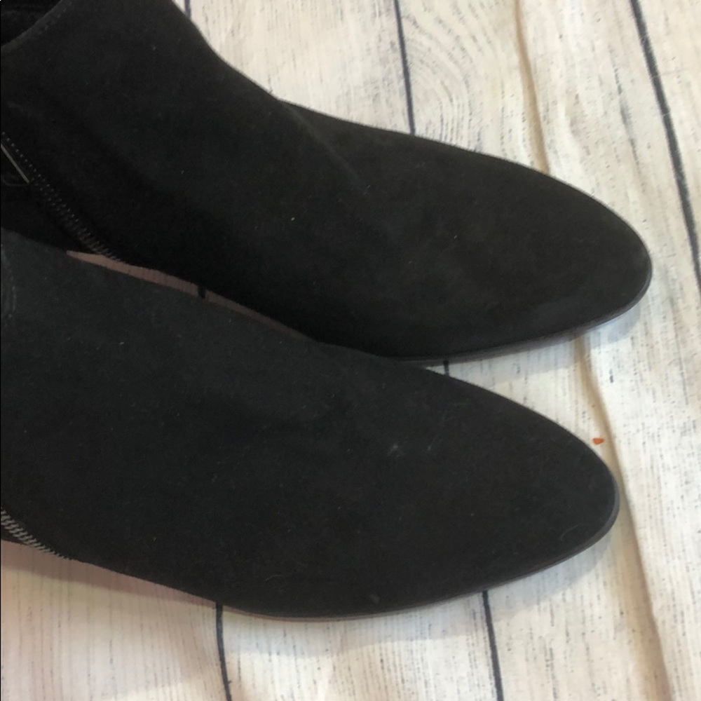 Aquatalia Dona Suede Heeled Kitten Ankle Booties - Picture 7 of 13